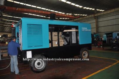 China High Pressure Drilling Compressor Diesel Engine Portable Screw Air Compressor 6000 kg for sale
