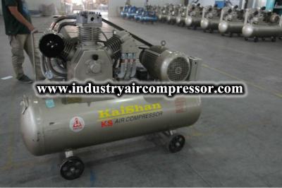 China 380V 3 Phase Heavy Duty Industrial Air Compressor Efficiency 15kw 74 CFM for sale