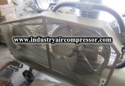 China Precision Low Noise Industrial Piston Air Compressors 20HP 84CFM 8 Bar 0.5L for sale