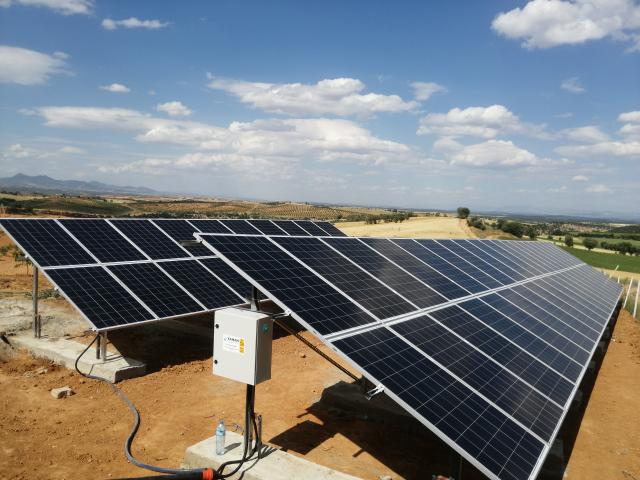 VEIKONG solar pump inverter application