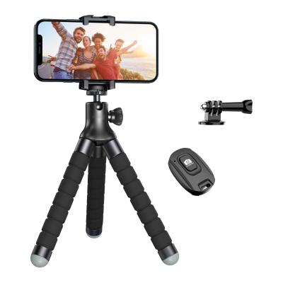 China Universal multifunctional lazy phone holder Adjustable Selfie Stick Stand 20cm height for sale