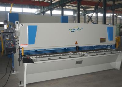 China Máquina de corte 8m m del haz hidráulico del oscilación de la alta precisión 3200m m para la industria del gabinete en venta