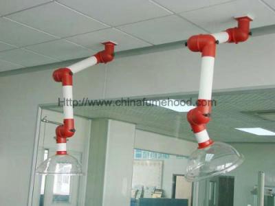 China Colocaciones químicas del laboratorio, brazos de la extracción del humo del laboratorio del techo en venta