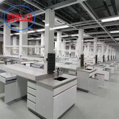 中国 Versatile Lab Benches Chemical Lab Furnitures With Splash Proof Box Safeguard Cover Phenolic  Counter Tops 販売のため