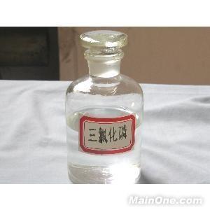 China CAS 7719-12-2 API Intermediate Phosphorus trichloride PCl3 yellow liquid for sale