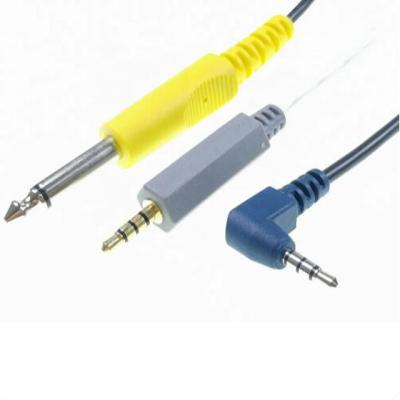 China Cable de audio de expansión auxiliar estéreo masculino de PVC azul / cable de audio estéreo de 3,5 mm en venta