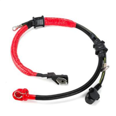 China Material de PVC Arnês de fio de automóvel vermelho e preto com cabo de conector OBD2 para conexão segura da bateria à venda