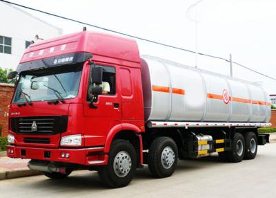 China 8X4 LHD Euro2 336HP Oil Tank Truck , 30CBM Crude Oil Transportation Trucks for sale