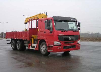 China El camión de SINOTRUK montó el equipo de las grúas 12 toneladas de XCMG para levantar 6X4 290HP en venta