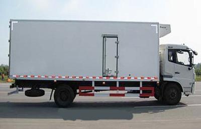 China 7 T Refrigerated Trucks And Vans LHD 4X2 Euro 2 Closed Van Truck With Frozen Box for sale
