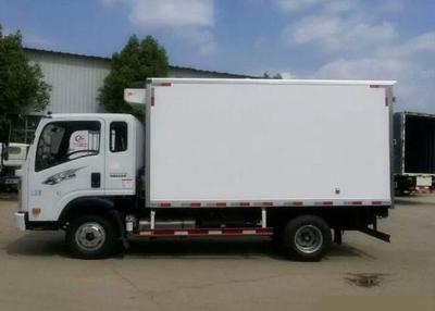 Chine Entreposage au froid de petite cargaison camion réfrigéré de 8 tonnes pour la laiterie, camion de boîte de congélateur à vendre