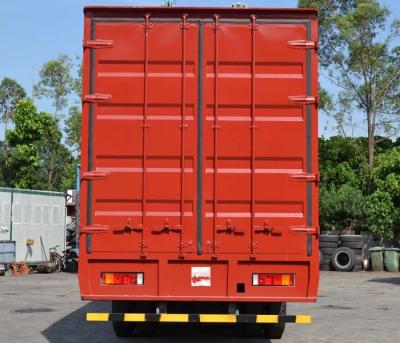 China SINOTRUK HOWO Cargo Truck , Van Truck  25 Tons 6X2 LHD Euro2 290HP for Logistics for sale