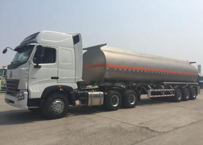 China Große Kapazitäts-Diesel-halb Anhänger-Tankfahrzeug-LKW-drei- Achse 50 - 80 Tonnen zu verkaufen