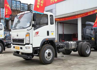 China Small Goods Transporting Light Duty Trucks Two Sits Single Berth With A / C for sale
