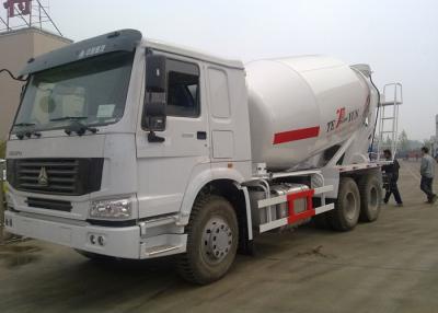 China 10CBM Trailer Mounted Concrete Mixer , RHD 10 Wheels Concrete Mixer Pump Truck for sale