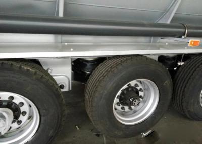 中国 半3つの車軸アルミニウム燃料タンクのトレーラ トラックのステンレス鋼のオイル タンクのトラック 販売のため