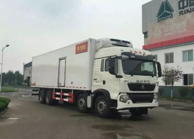China 8×4 Refrigerated Trucks And Vans SINOTRUK HOWO 40 Ton For Carrying Frozen Foods for sale