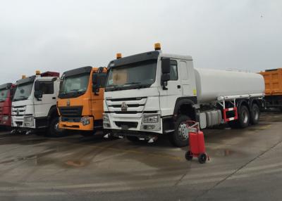 China SINOTRUK Internal Anti - Corrosion Construction Water Transport Trucks 18 - 25CBM for sale