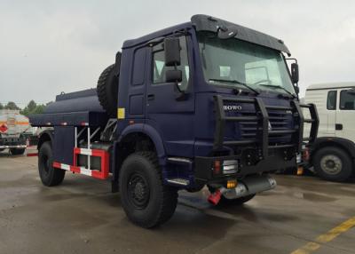 China HOWO 4X4 LHD Gasoline Transporting Oil Tank Truck / Petroleum Tanker Trucks for sale