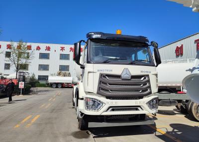 中国 RHD 6×4 10wheels White Concrete Mixer Truck Euro 2 販売のため