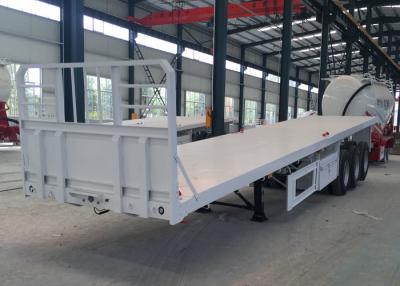 China 20ft / 40ft Container Semi Flatbed Trailers 3 Axles 30 - 60 Tons 13m Length for sale
