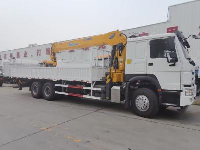 China SINOTRUK Truck Mounted Cranes Equipment 12 Tons XCMG For Lifting 6X4 400HP for sale