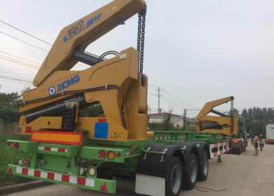China Self Loading Truck Mounted Crane 3 Axle Container For Transportation for sale