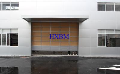 China Wood color Aluminum Panels EPDM Gasket Aluminium Garage Doors 400mm Width for sale