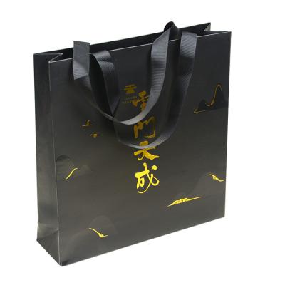 China 40cm Fabric C1S Paper Bag Printing Laminated Spot UV Finishing for sale