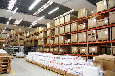 China Industrial Warehouse Steel Racking Systems , Versatile Selective Pallet Rack for sale