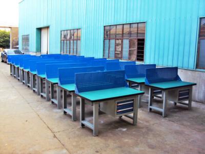 China Custom Steel Construction Industrial Work Benches With Hardwood Fireproofing Board for sale