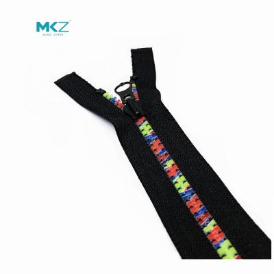 China Colorful Teeth #8 Plastic Zippers For Jackets Black Puller for sale