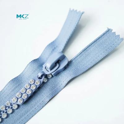 China Blue Double Row #3 #5 #8 Diamond Zippers Teeth Run Smoothly for sale