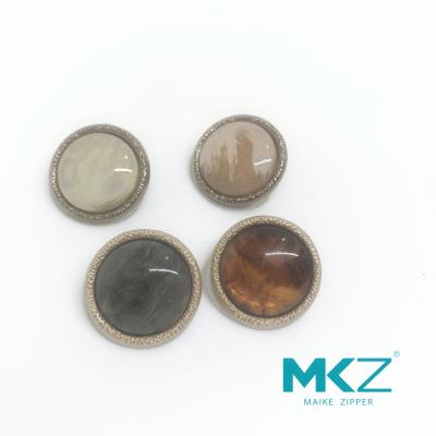 China Round 26L 16mm Epoxy Resin Buttons With Phnom Penh for sale