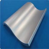 Chine L'aluminium en aluminium décoratif de bâtiment de plat du plat 3105 en aluminium Plat à vendre