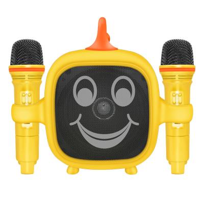 China The New Listing 3-12 Year Old Kids Karaoke Machine With 2 Wireless Microphones à venda
