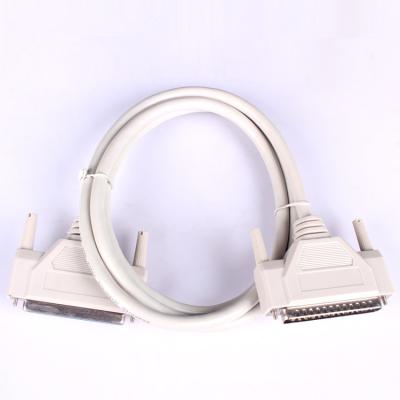 Chine Mâle blanc du câble DB37 à la femelle avec la longueur de cuivre pure du conducteur 1m 2m à vendre