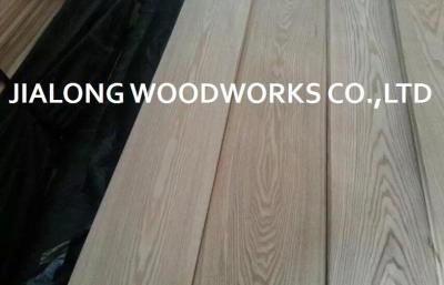 China Ash Wood Plain Sliced Veneer reconstituyó longitud de la chapa los 2.5m de madera en venta