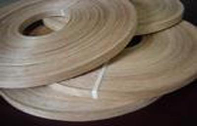 Китай Облицовка древесины белого дуба кольцевания края MDF отрезанная с влагой 12% продается