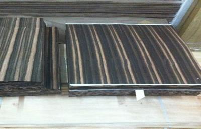 China Chapa de madera del suelo del corte de Guarter en venta