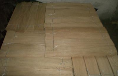 China Customized Brown Ash Wood Veneer Flooring Fine Straight Crown Cut for sale