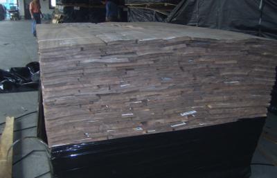 Chine Placage en bois coupé par couronne de noix noire, stratifiés en bois naturels à vendre