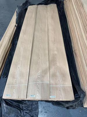 China Natural American White Oak Veneer Sheets Plain/Crown Cut For Plywood for sale