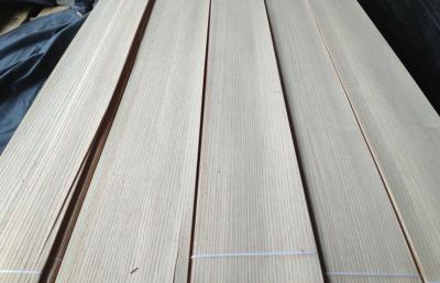 China White Oak Sliced Veneer Natural With 10% - 12% Moisture For Flooring for sale