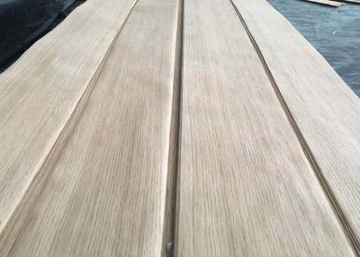 China Quarter Cut White Oak Veneer Sheet width 10 - 35cm For Plywood for sale