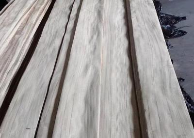 中国 Paldaoの自然な木製の四分の一は黒いラインが付いているベニヤを切った 販売のため