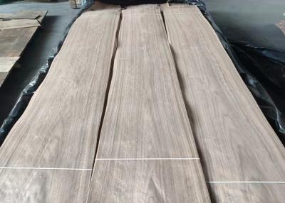China Thickness 0.45mm Flat Cut Walnut Wood Veneer Sheet For Plywood for sale