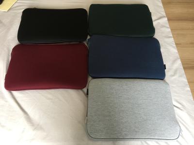 China Stylish Polyester Oxford Laptop Sleeve Bags 7MM Sponge Foam 13'' for sale