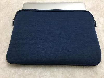Chine L'ordinateur portable bleu de Polycotton met en sac 11,6 pouces pour la fermeture en nylon de tirette de mousse de mémoire des femmes 5MM à vendre