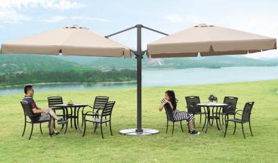 Китай Современный двухшпиндельный римский свободный стоящий набор зонтика патио, большой консольный парасоль продается